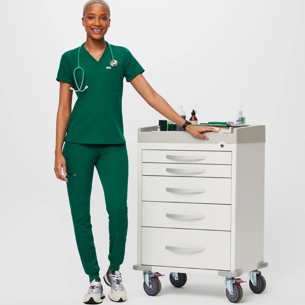 Figs Women's Green Track Pants & Joggers